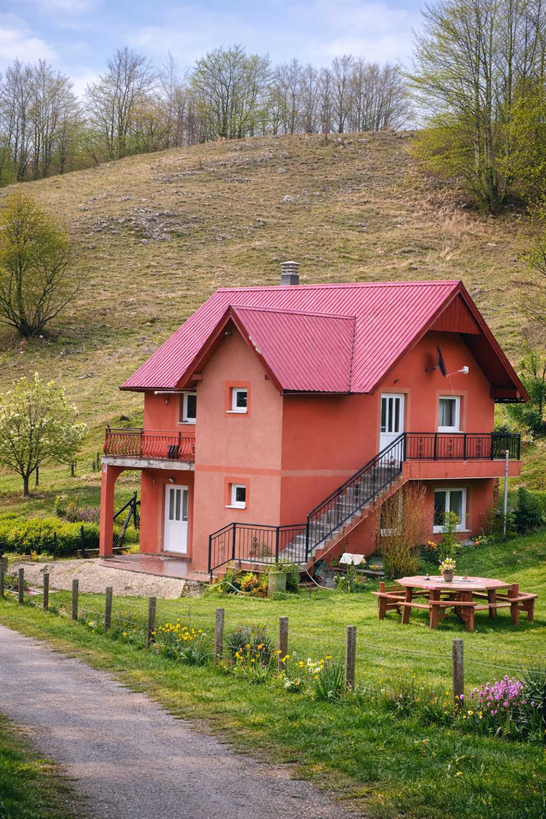 Kuća — pogled izvana